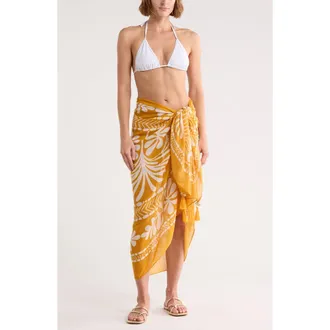 Vince Camuto Oversize Wrap in Gold at Nordstrom Rack