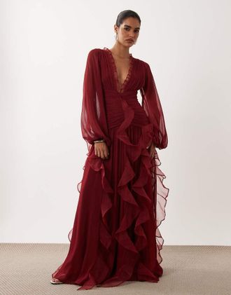 Asos Vestito lungo a maniche lunghe arricciato bordeaux con dettaglio cascata-Rosso