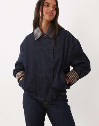 Mango Maya giacca di jeans coordinata con chiusura con zip e colletto in similpelle in indigo-Blu