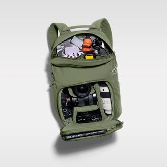 Brevitē The Jumper Photo Backpack- 2026 Edition in Pine Green at Nordstrom