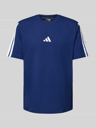 adidas T-Shirt mit Label-Print in Marine, Größe XXL