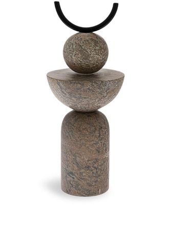 Gardeco Constantin Totem 1 stone sculpture - Neutrals