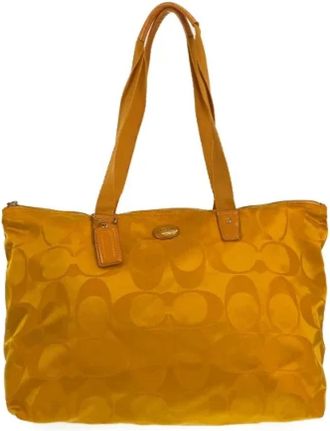 Coach Pre-owned Tote Bags, female, Yellow, Size: ONE SIZE Pre-owned Canvas totes