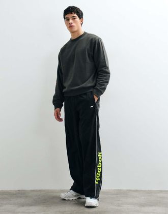 Reebok Sidewinder Ripstop pantaloni da tuta sfumati neri-Nero