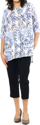 Niche Comet Elbow Sleeve Tunic Top In Blue Leaf