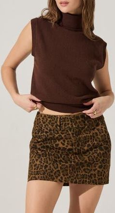 ASTR the Label Avah Turtleneck Wool Blend Sweater Vest in Brown at Nordstrom Rack, Size X-Small