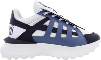 Roberto Cavalli Low-Top Leather Sneakers, Brand Size 40 ( US Size 7 )