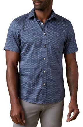 Faherty Movement Short Sleeve Button-Up Shirt in Navy Sky Diamond at Nordstrom Rack, Size X-Large