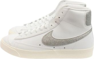 Nike Blazer Mid 77 ESS - Dames - Fitnessschoenen - Wit - 44 EU - Leer - Fitness