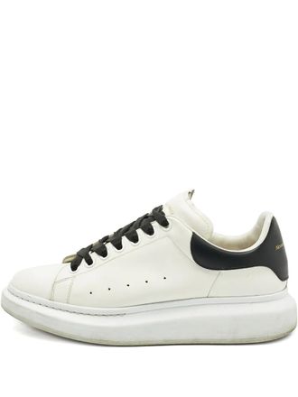 Alexander McQueen Oversized leather low-top sneakers - Bianco