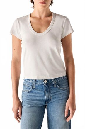 Amo Rumi Short Sleeve Tee In Eggshell