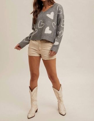 Hem & Thread Heart V-Neck Sweater Top In Grey
