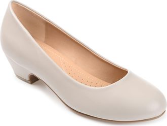 Journee Collection Women & apos;s Comfort Saar Medium and Wide Width Pumps