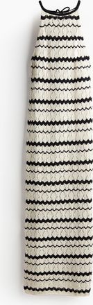 H&M Langes Kleid in Pointellestrick - Cremefarben/Schwarz Gestreift