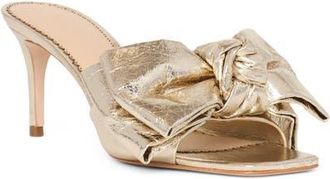 Cinq &agrave; Sept Felicity Metallic Leather Mule in Light Gold at Nordstrom, Size 37.5