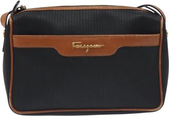 Ferragamo Black Leather Shoulder Bag (Pre-Owned)