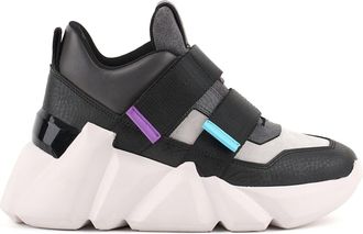 United Nude Space Kick