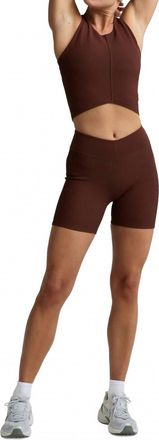 Beyond Yoga Impulse V Waist Biker Short In Iced Mocha