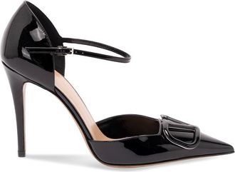 Valentino Garavani Vlogo Signature Pumps
