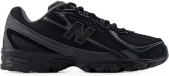 New Balance 740 Shoes