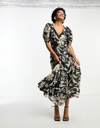 & Other Stories Vestito al polpaccio nero a fiori oversize