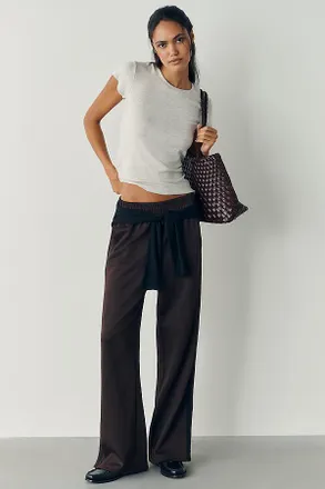 Beyond Yoga That Tracks Wide-Leg Pants