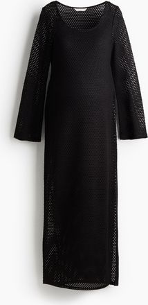 H&M MAMA Kleid in Ajourstrick - Schwarz
