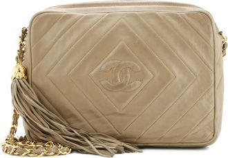 Chanel Diamond CC Camera Bag Chevron Lambskin Medium crossbody bag - Beige