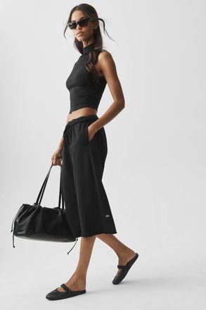 Alo | Chill Cutoff Sweatpant in Black, Size: Medium