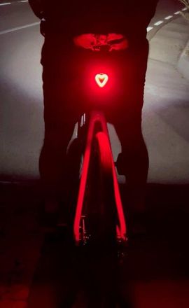 OEM Luz Trasera Led Para Bicicleta, 5 Modos De Iluminaci&oacute;n, Recargable Por Usb, Resistente Al Agua Ipx3