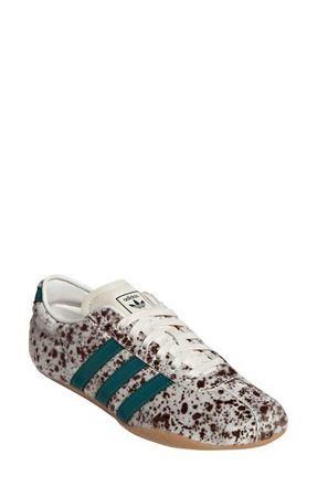 adidas Tokyo Low Top Sneaker in Off White/green/brown at Nordstrom, Size 10.5