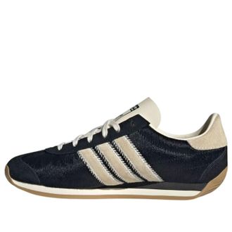 adidas (WMNS) adidas Country Core Black Cloud White JQ0545