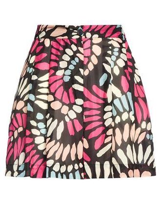 Jucca BOTTOMWEAR - Shorts & Bermuda Shorts sur YOOX.COM