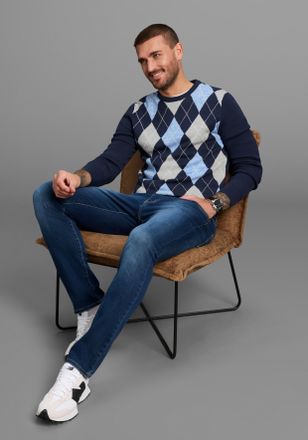 DELMAO Rundhalspullover »Neue Kollektion! Modisches Highlight!« Feinstrick mit Rautenmuster, ideal die Übergangszeit