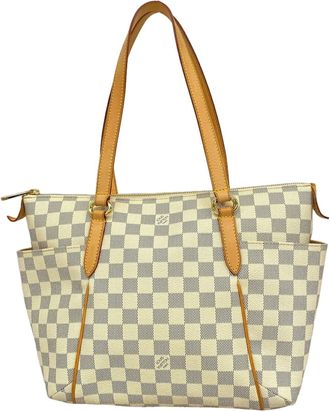 Louis Vuitton White Tote Bag (Pre-Owned)