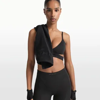 Nike SKIMS Small Towel in Black | S1016142-034