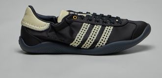 adidas Originals Karintha Lo Satin Sneaker