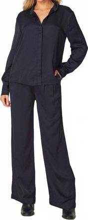 Bella Dahl Pleated Wide Leg Trouser In Navy Eclipse