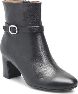 Söfft Albany Water Resistant Bootie in Black at Nordstrom, Size 6.5