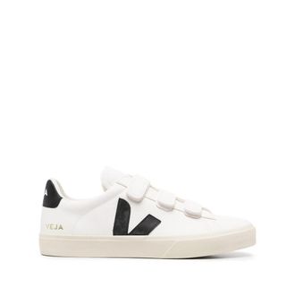 Veja Sneakers