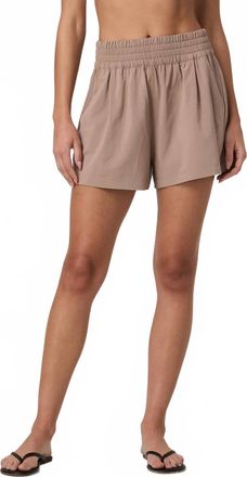 Vuori Clothing Villa Everyday Shorts In Sorrel Brown