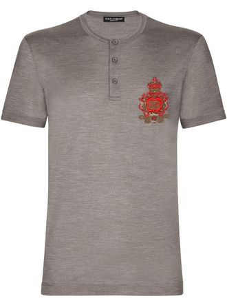 Dolce & Gabbana heraldic-patch silk T-shirt - men - Silk - 54 - Grey