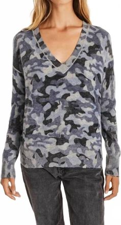 Kujten Wendy V-Neck Cashmere Sweater In Blue Camo