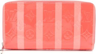 Louis Vuitton Poppy Petal Red Color Vernis Leather Long Wallet (Bi-Fold) (Pre-Owned)