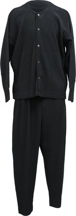 Issey Miyake Homme Pliss&eacute; Issey Miyake Two-Piece Set in Black Polyester