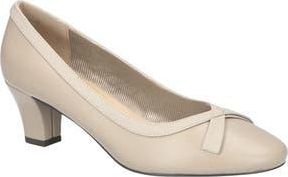 Easy Street Kata Pump in Mushroom-Oatmeal Linen at Nordstrom Rack, Size 9.5