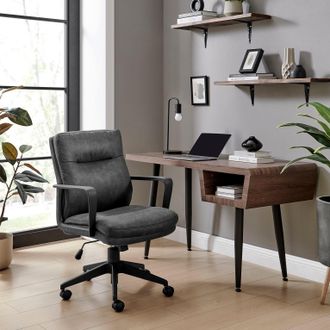 Furniturebox Rosco Faux Leather Office Chair in Black