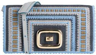 Roger Vivier BORSE - Borse a mano su YOOX.COM