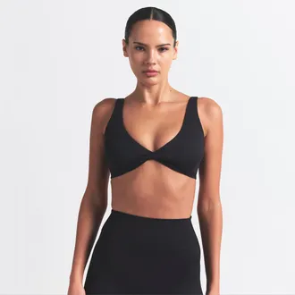Nike Womens SKIMS Matte Twist-Front Bra in Black | BABRA9481W-OBD