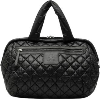 Chanel Pre-owned Handbags, female, Black, Size: ONE SIZE Pre-owned Quilted Nylon Handbag